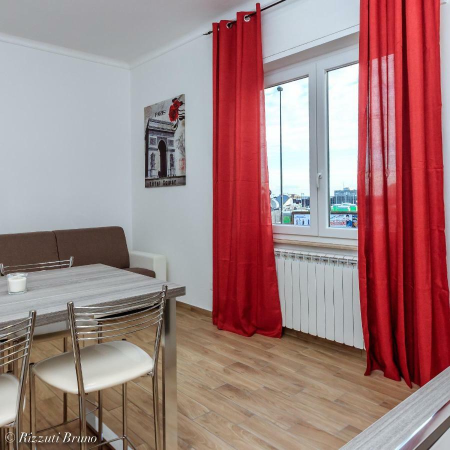 Happy House Apartment Savona Exterior photo
